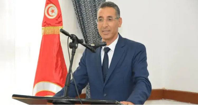 عاجل: رئيس الحكومة يعفي وزير الداخلية ويتولى مهامه بالنيابة