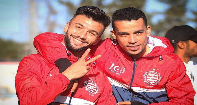 الجزائري زكريا النعيجي يودع النادي الإفريقي ويشكر الجماهير واللاعبين