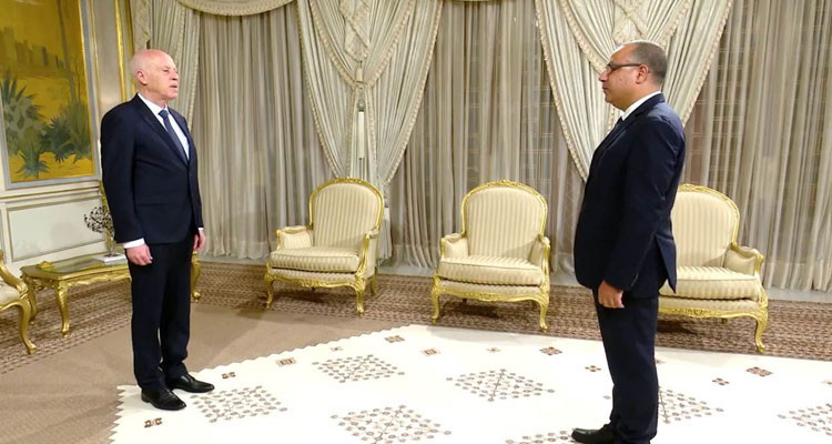 رئاسة الجمهورية تعيد مراسلة تتعلق بالوزراء الجدد إلى رئاسة الحكومة بسبب خطأ