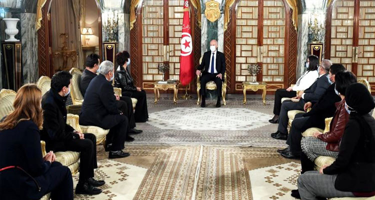 في علاقة بالخلاف مع رئيس الحكومة: رئيس الجمهورية يدعو عددا من النواب 