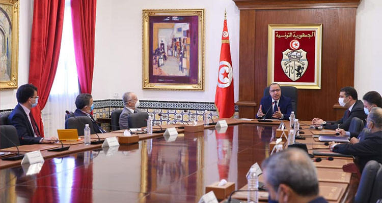خلاف اليمين الدستورية: أستاذ قانون يكشف المقترحات التي قدمها الخبراء للمشيشي