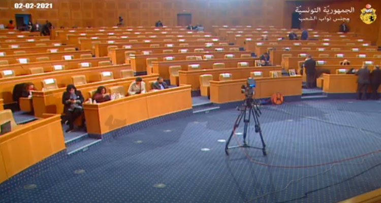 فريق التلفزة ينسحب من تغطية الجلسة العامة بسبب ماهر مذيوب