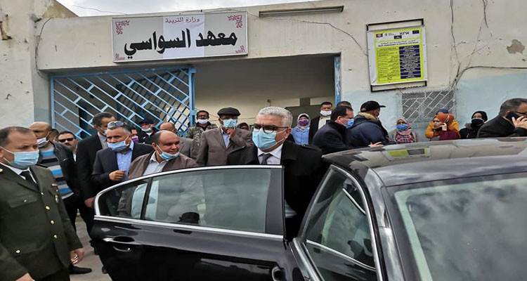 وزير التربية: الامتحانات الوطنية ستجرى في مواعيدها 