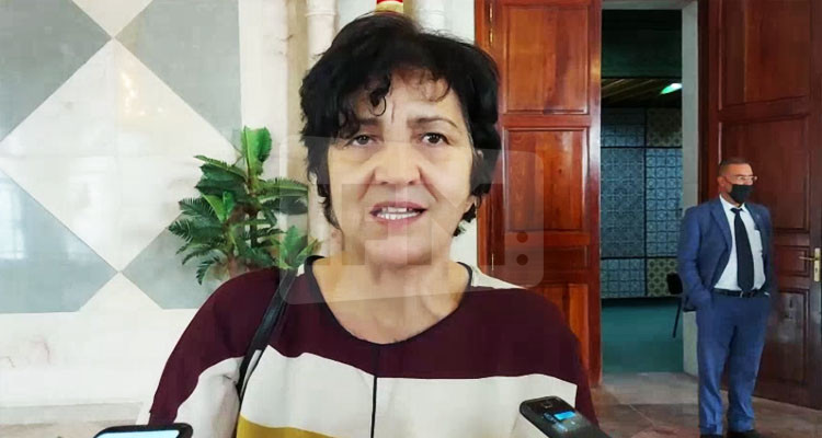 سامية عبو تطلق وصفا حيوانيا على ركلة سيف الدين مخلوف لعبير موسي
