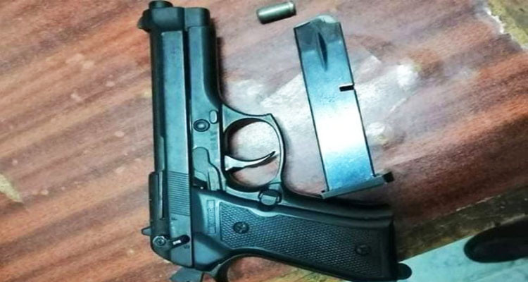 المتلوي: حجز مسدس بحوزة مواطن مقيم بالخارج