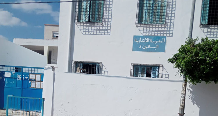 فتح تحقيق بعد مشاجرة بين مدير مدرسة ابتدائية ببومهل البساتين وولية تلميذ