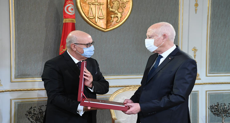 الرئيس سعيد يتباحث مع محافظ البنك المركزي حول الإصلاحات الاقتصادية العاجلة