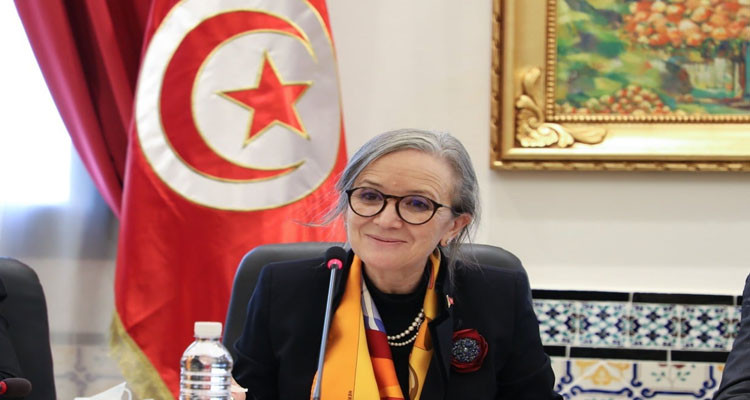 رئيسة الحكومة تؤدي اليوم الخميس زيارة الى الجزائر