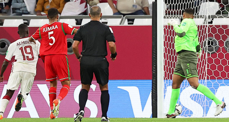 بعد نهاية الدور الأول من كأس العرب: 3 لاعبين سجلوا بالخطأ ضد مرماهم