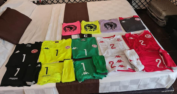 المنتخب التونسي يخوض مباراته الأولى في الكان أمام مالي باللون الأبيض