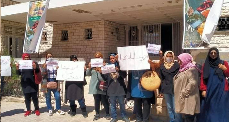 حرفيات يتهمن مسؤولا بمندوبية الصناعات التقليدية بقابس بالتحرش والابتزاز