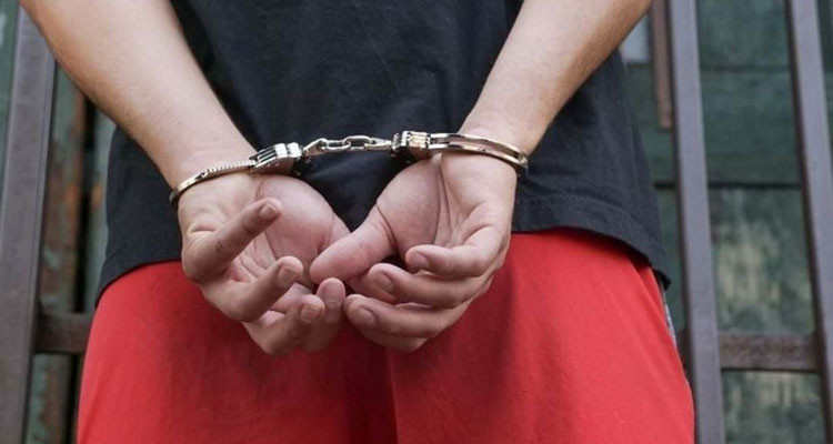 منوبة: الاحتفاظ بـ3 شبان من أجل القيام بأعمال شغب وغلق الطريق بطبربة