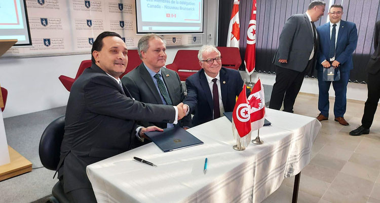 Partenariat entre l’Université Européenne et celle de Moncton