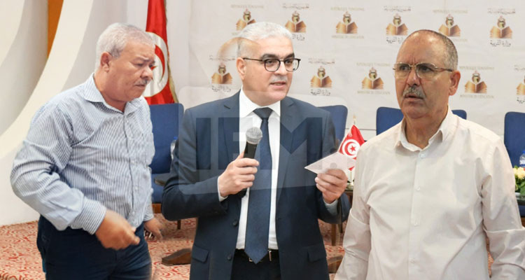 نبيل الهواشي: الطبوبي وعد بالتدخل لحل أزمة المعلمين النواب والمتعاقدين