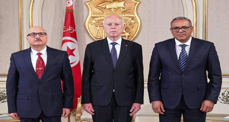 وزيرا الفلاحة والتربية الجديدان يؤديان اليمين أمام رئيس الجمهورية