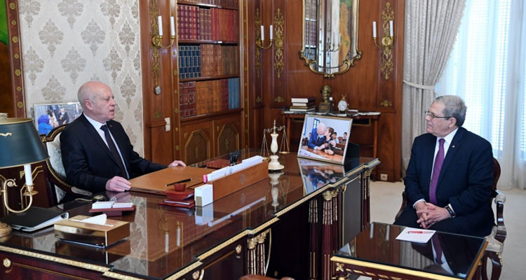 رئيس الجمهورية ينهي مهام وزير الخارجية عثمان الجرندي