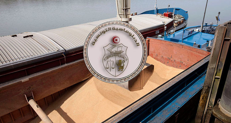 وزارة الخارجية تشكر السلطات الأمريكية على شحنة الـ25 ألف طن من القمح