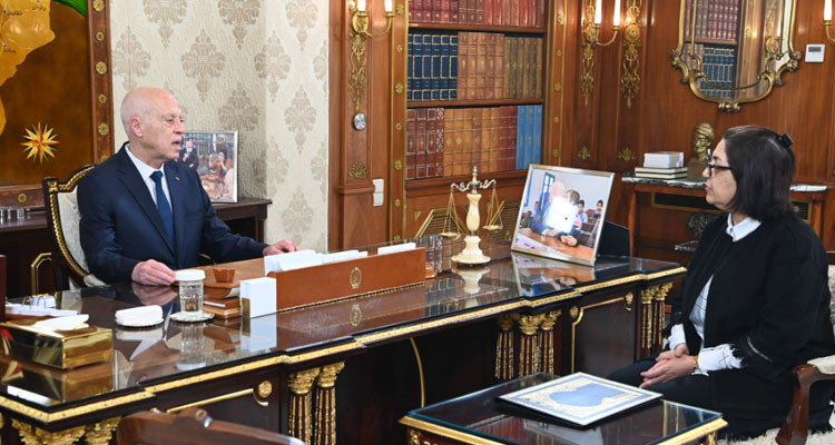 رئيس الجمهورية: ندرة الخبز في عدد من الولايات تعود إلى سعي البعض إلى تأجيج الأوضاع الاجتماعية