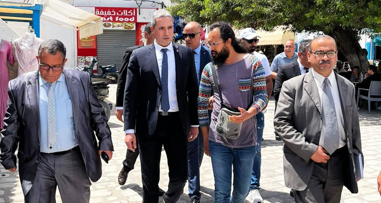 استعدادا للموسم السياحي وزيارة الغريبة: وزير السياحة يتفقد عدة منشئات سياحية