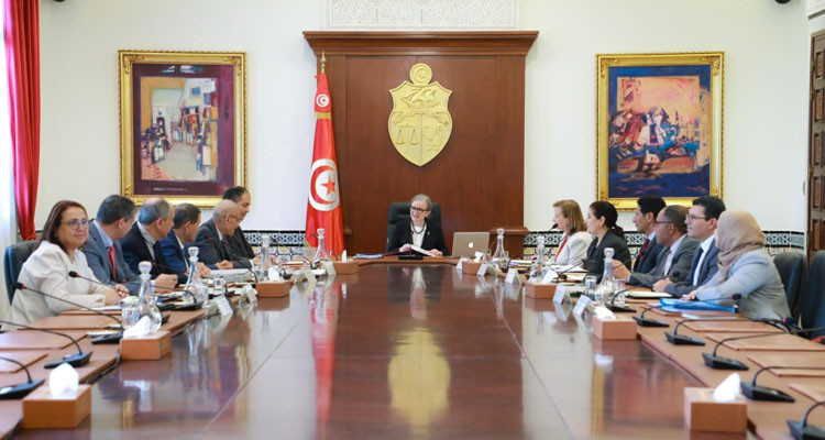 بودن تؤكد الحرص على تأمين التزود بالمحروقات خاصة خلال فترة ذروة الاستهلاك