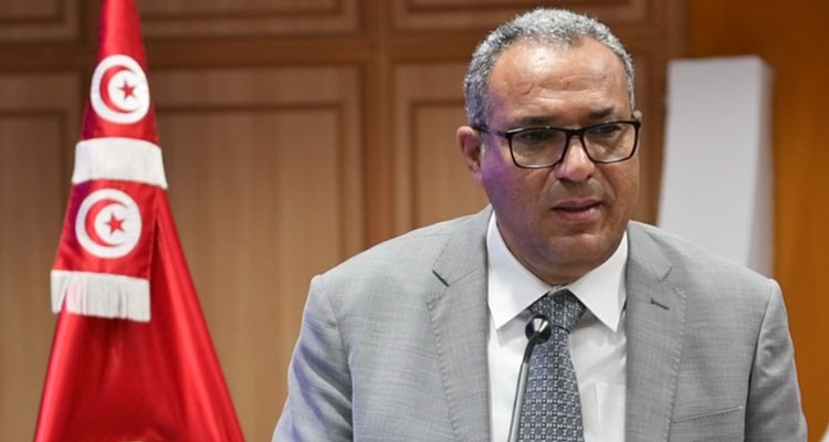 في حوار مع إي أف أم: وزير التربية يطلق صيحة فزع