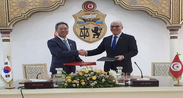 توقيع الاتفاق الإطاري حول المساعدة العمومية للتنمية بين حكومتي تونس وكوريا