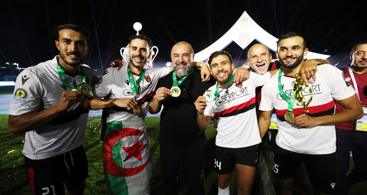 الكاف يرفع في قيمة الجائزة المالية لكأس السوبر الإفريقي