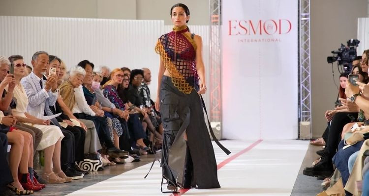 Une Nouvelle Génération de Créateurs Émerge de ESMOD TUNISIE : La Cérémonie de Remise des Diplômes 2024
