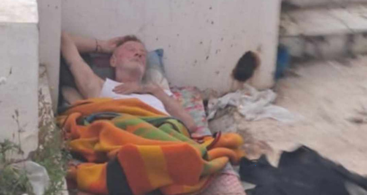 الحمامات: مواطن بلجيكي ينام في الشارع بنابل بعد نفاد أمواله