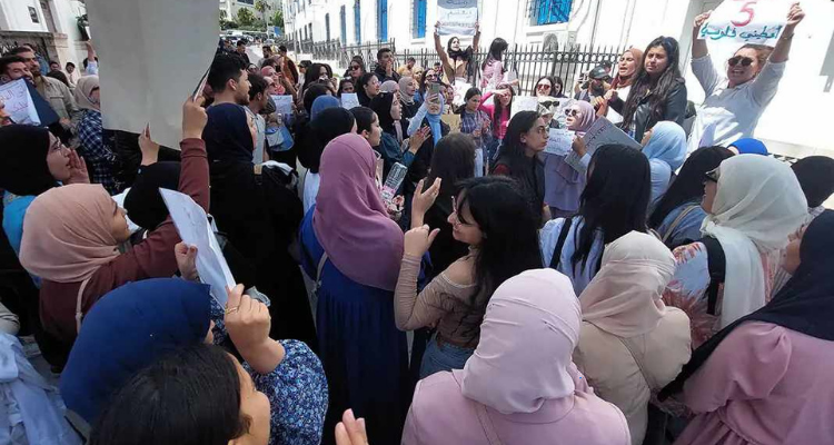 خريجو علوم التربية يواصلون أداء مهامهم دون مستحقات لأكثر من 7 أشهر