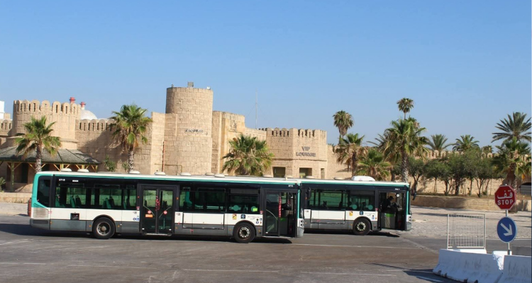 بداية من الأحد: استغلال 10 خطوط حافلات خاصة بالشواطئ
