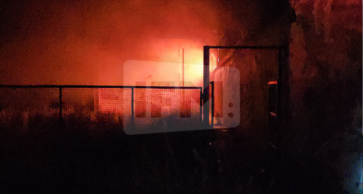 بنزرت: اندلاع حريق هائل بالمعهد الثانوي القنال بمنزل عبد الرحمان