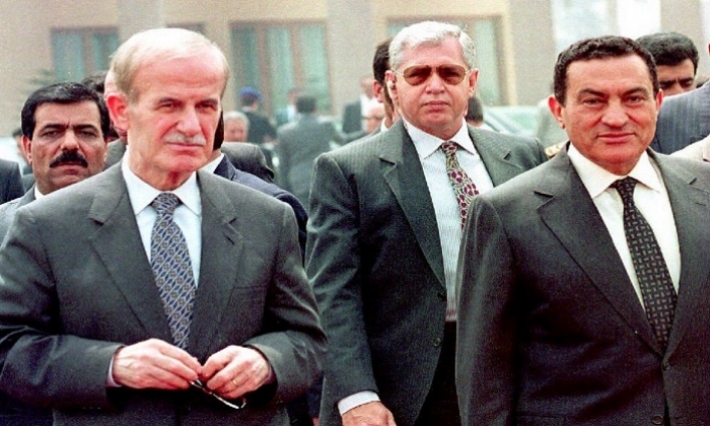 مؤرخ مصري يكشف: حافظ الأسد باع الجولان للاسرائيليين والمخابرات المصرية لديها الدليل (فيديو)