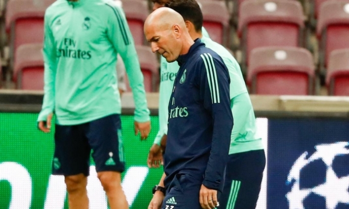 الإعلام الاسباني: زيدان مهدد بالإقالة من تدريب ريال مدريد 