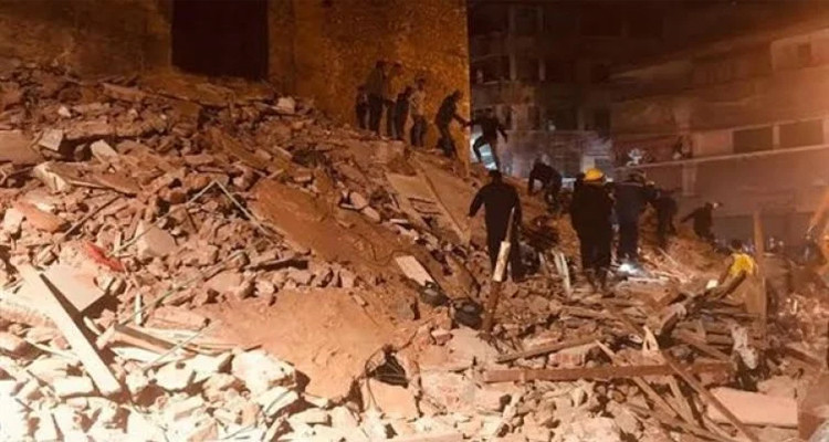 انهيار عقار جسر السويس