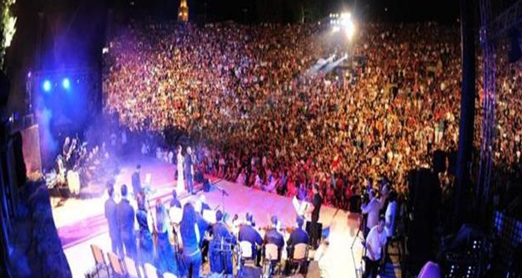 تأجيل كافة التظاهرات