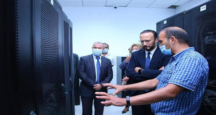 منصة التسجيل للحصول على المساعدات المالية الظرفية: نزار بن ناجي يتفقد أشغال التركيز