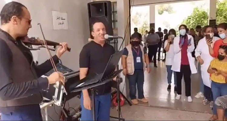 رقص في مركز تلقيح في قفصة