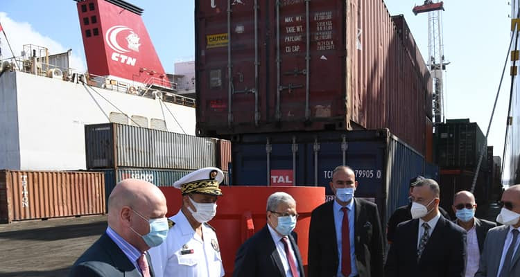 تونس تتسلم 20 ألأف لتر من الأكسيجين من ايطاليا