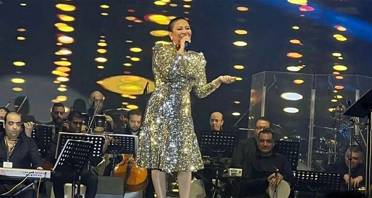 شيرين عبد الوهاب تحلق شعرها