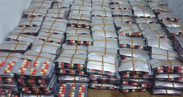 حجز مخدرات بمعبر رأس جدير