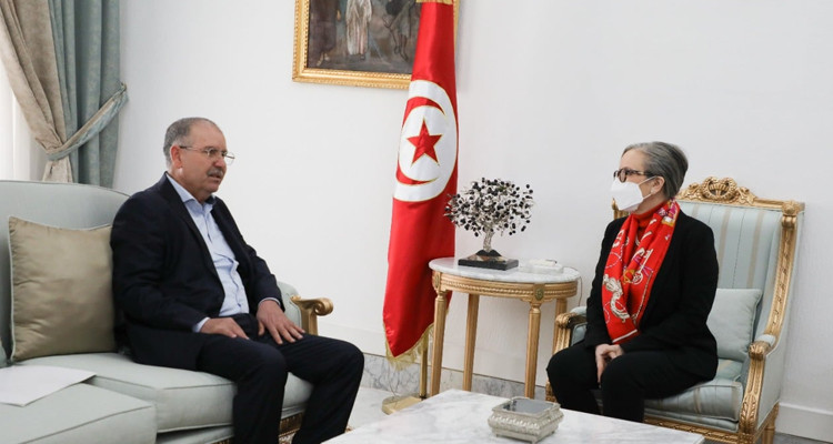 نجلاء بودن ونور الدين الطبوبي