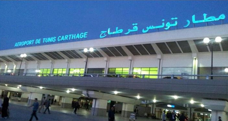 وصول أول رحلة اجلاء لتونسيين عالقين في اوكرانيا