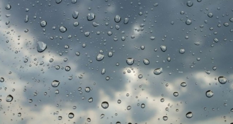 أمطار متفرقة