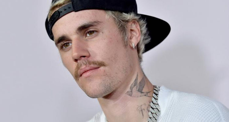 جاستن بيبر يصاب بشلل