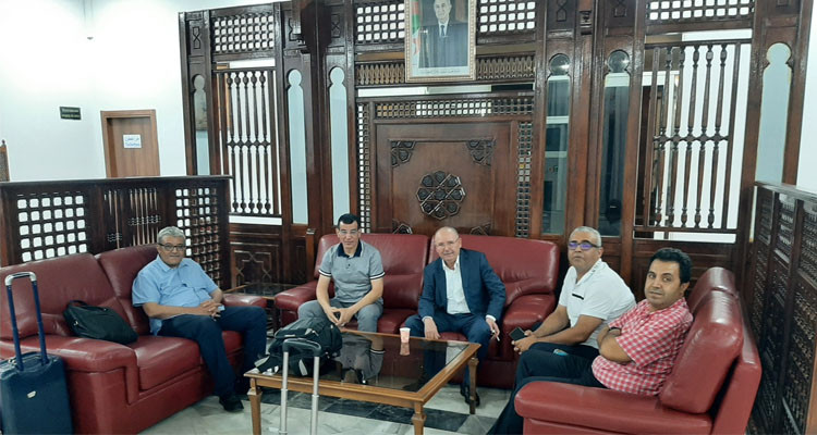 بقيادة الطبوبي: وفد نقابي تونسي يزور الجزائر