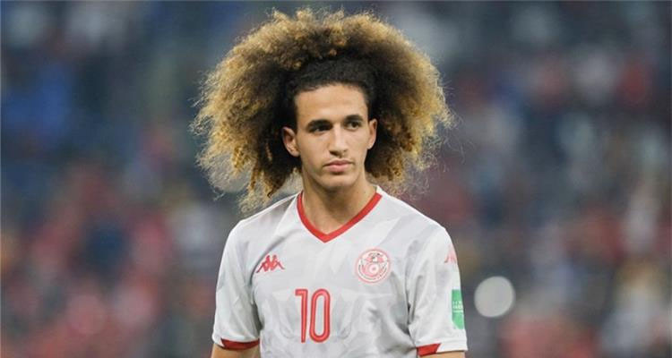 حنبعل المجبري في قائمة أفضل 3 مرشحين لنيل جائزة أفضل لاعب شاب في افريقيا