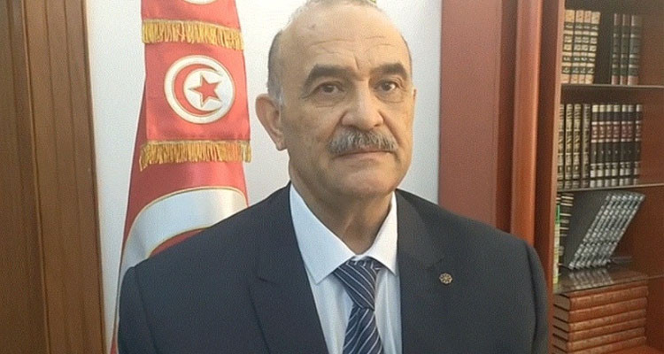 والي صفاقس: هذا ما قصدته بطلب غلق الفيسبوك