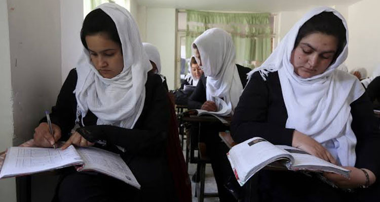 الأمم المتحدة تعلق على قرار طالبان منع الفتيات من الذهاب إلى الجامعات