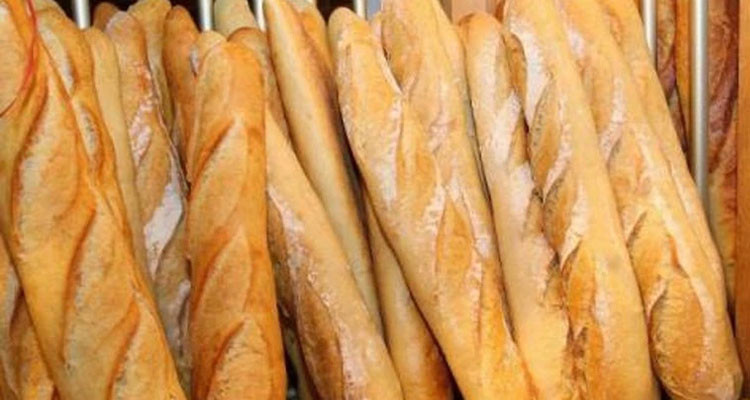 مجمع المخابز العصرية يعلن عدم التزامه بإضراب المخابز غدا